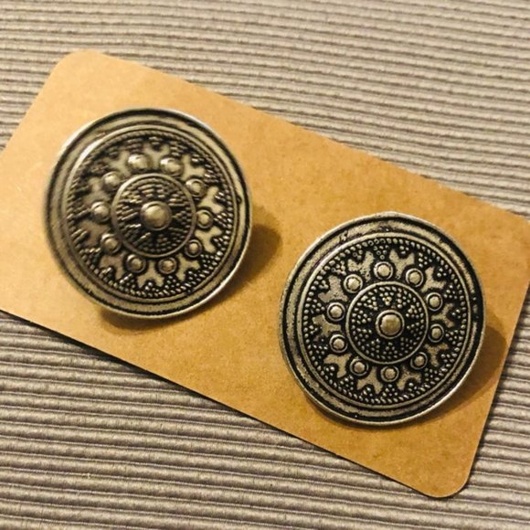 Gorgeous German silver Ethnic Boho Earrings - Picture 2 of 2